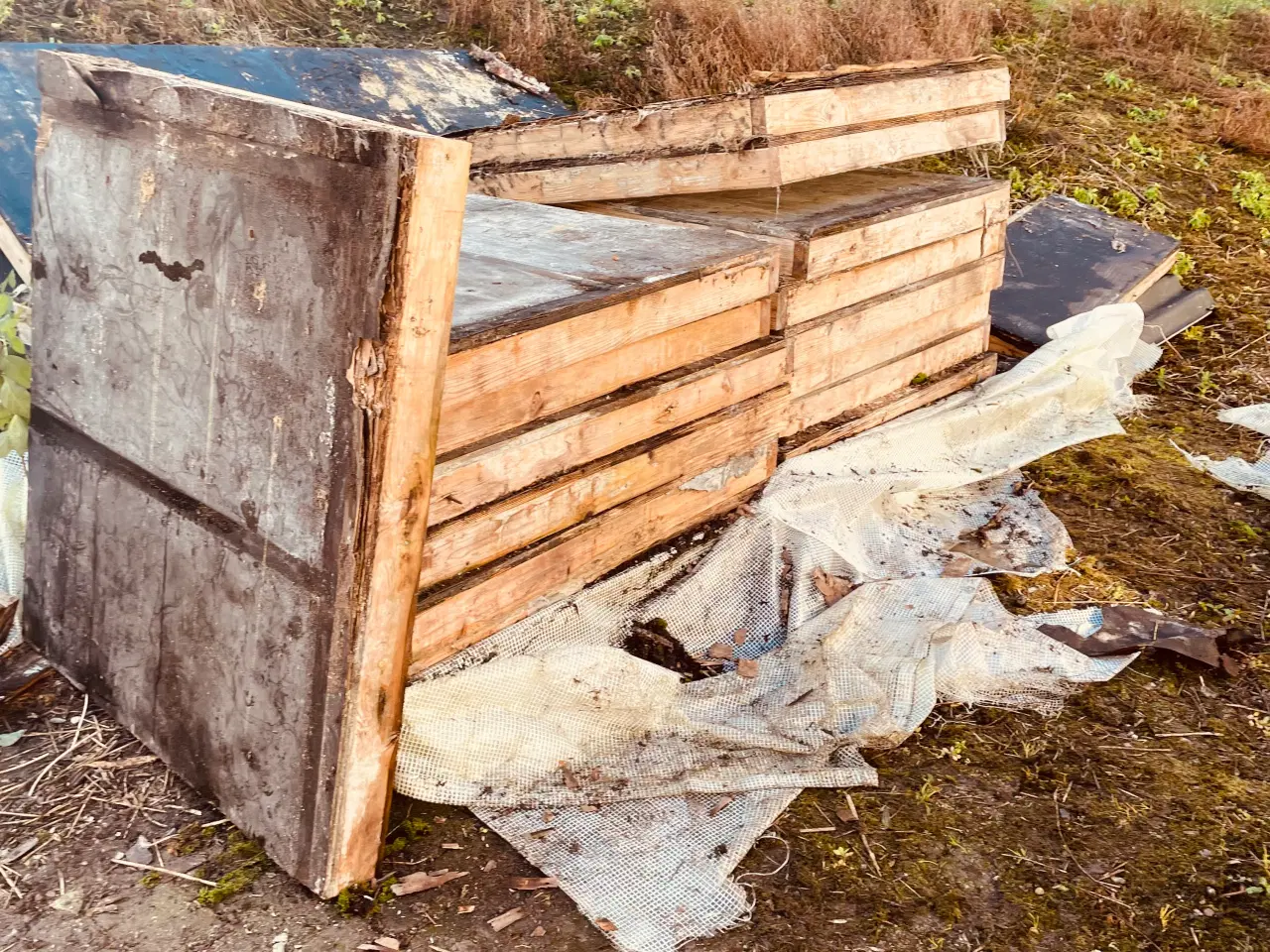 Billede 1 - Gratis Støbekasser 1250*1250*100 + Forskalningsbræ