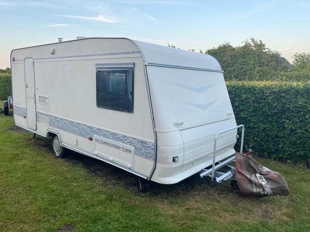 Billede 2 - Adria campingvogn med fortelt
