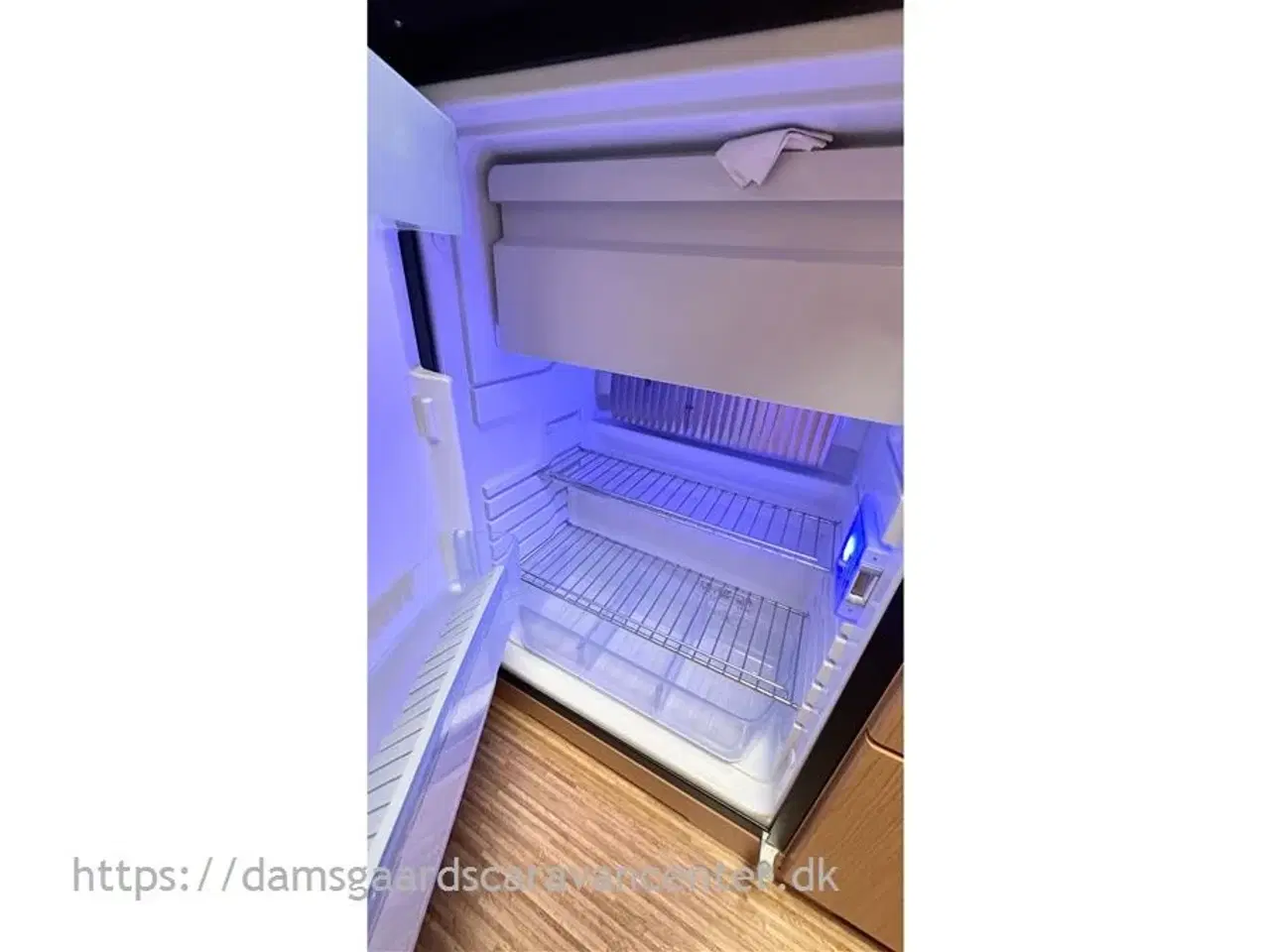 Billede 13 - 2011 - Adria Adora 472 LU Enkeltsenge-Lamel-Gulvtemp.-Mover-Telt