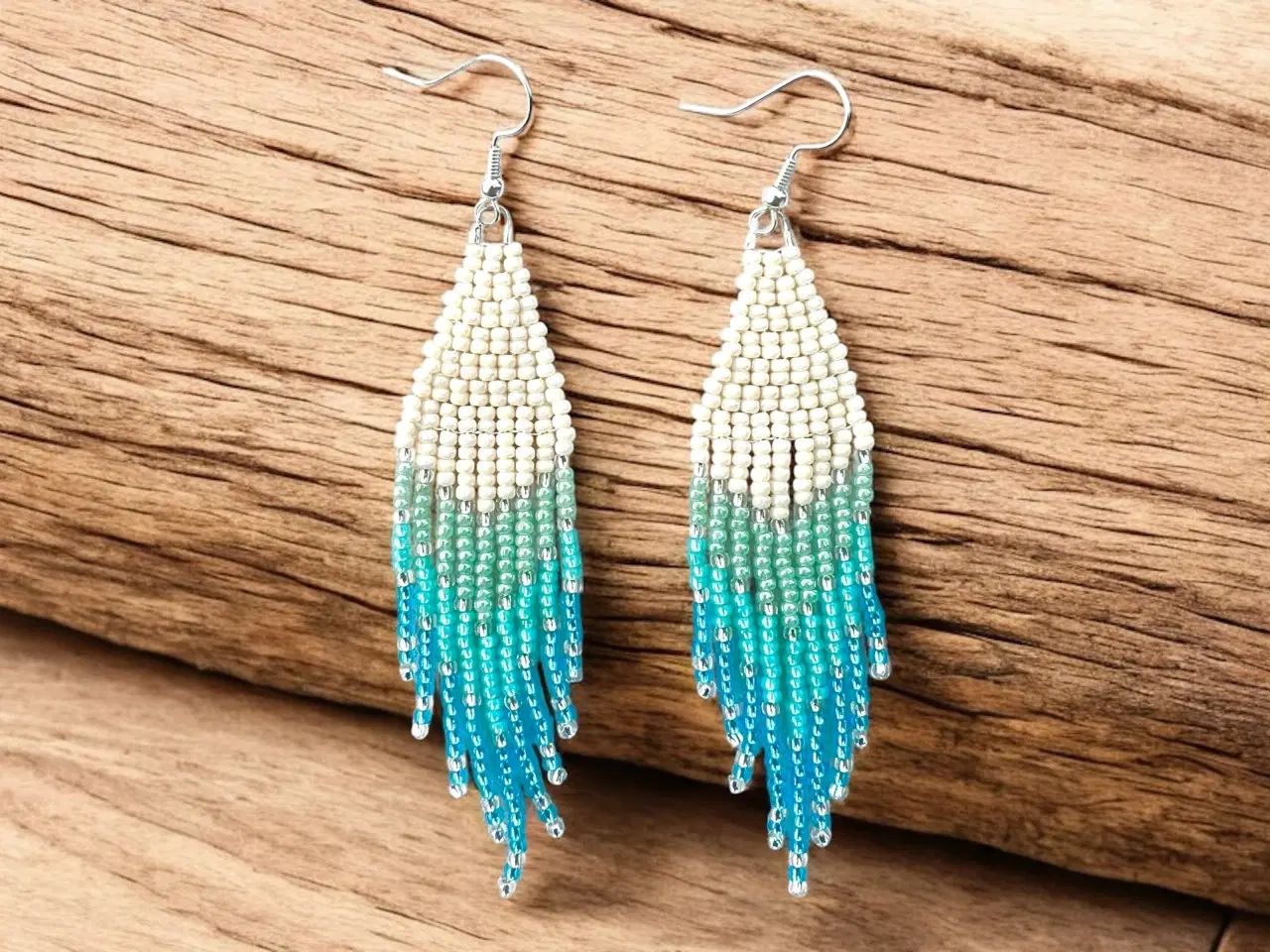 Billede 1 - Grønlandske øreringe, håndlavede 