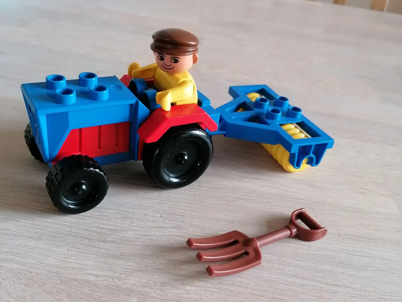 Billede 1 - Dublo/ Lego Traktor m.m.