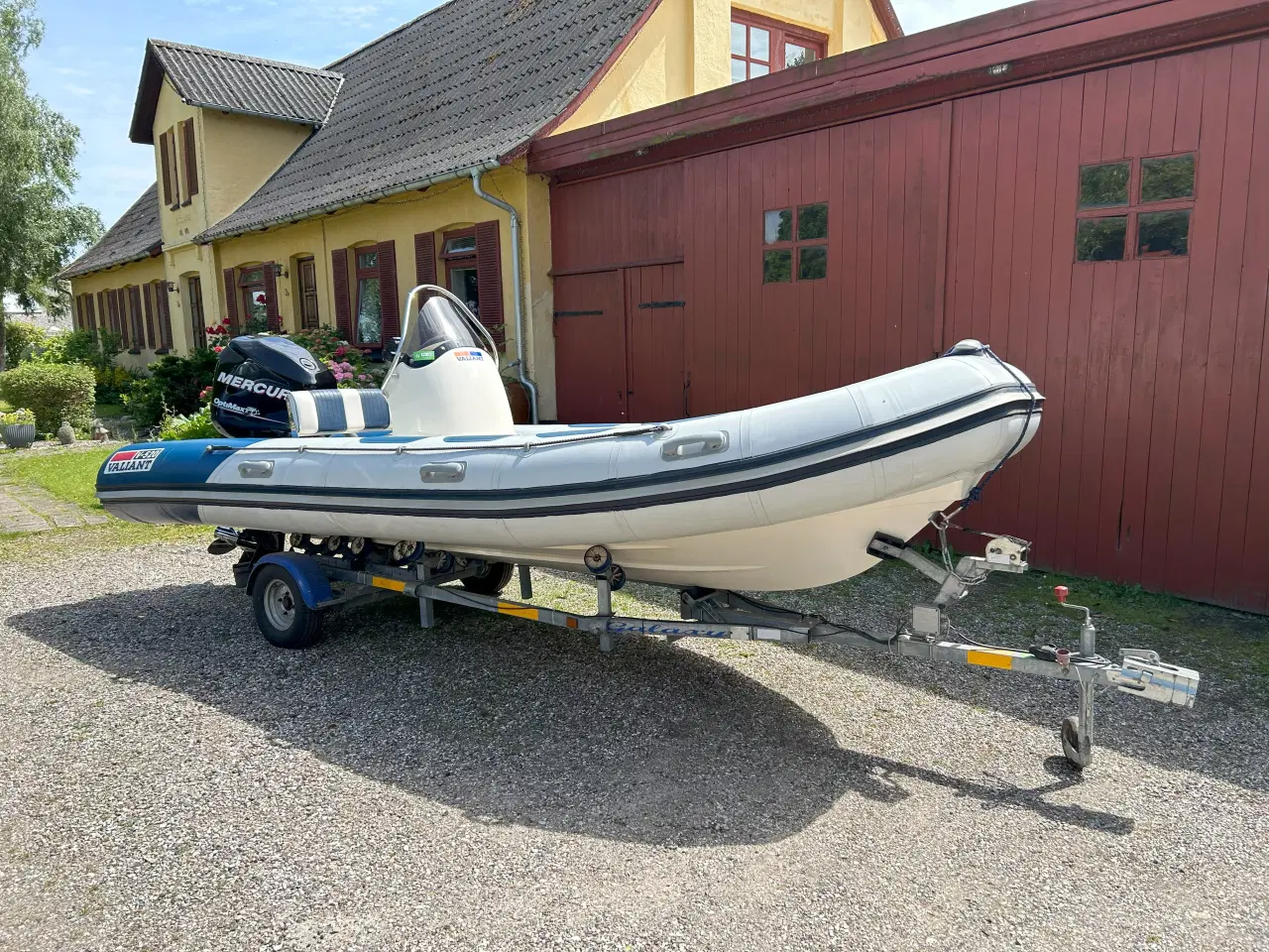Billede 1 - Valiant V520 RIB, 90HK
