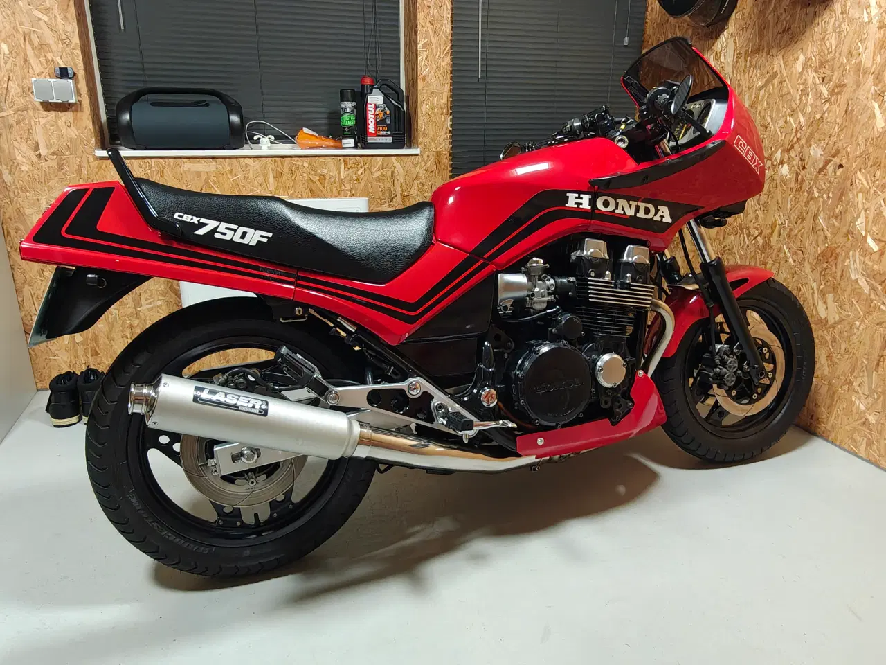 Billede 1 - Honda cbx 750F