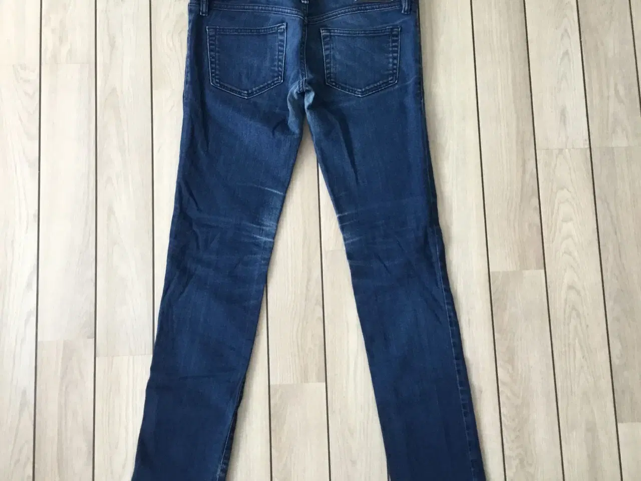 Billede 8 - Diesel jeans str. W28 / L32 i cool mørkeblå denim