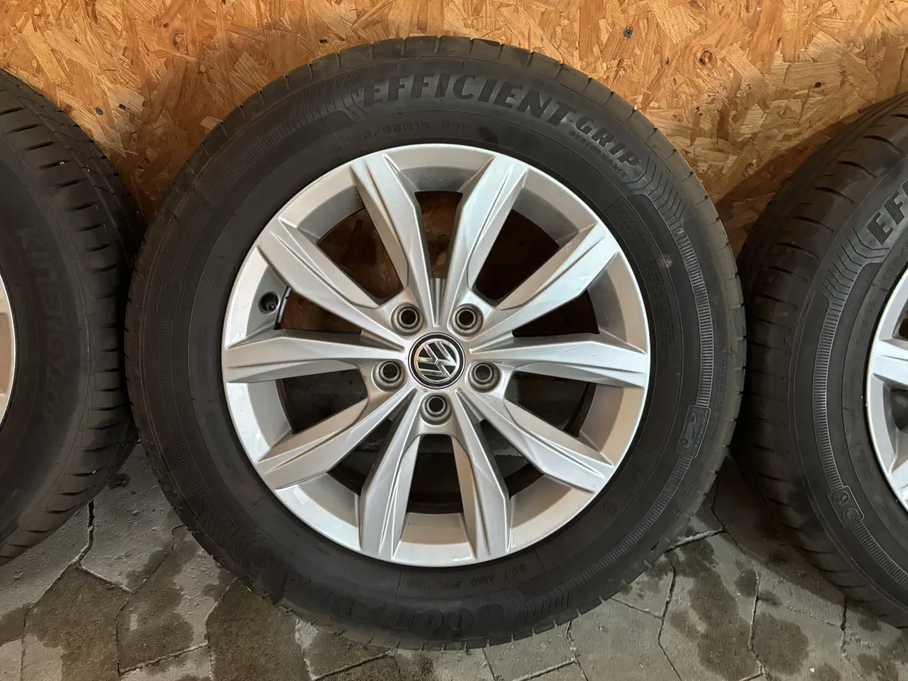 Billede 5 - VW 15” alufælge på sommerdæk 185/65R15