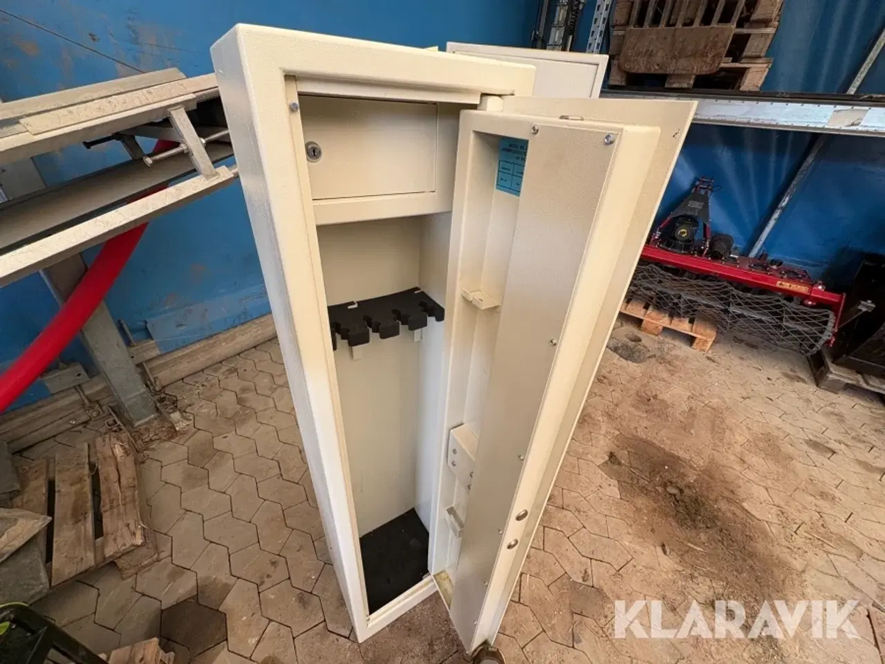Billede 6 - Sikkerhedsskab / jagt skab