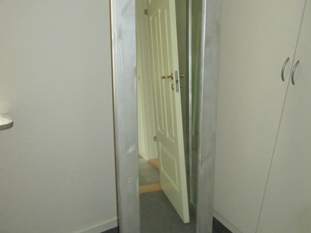 Billede 1 - FIGURSPEJL.