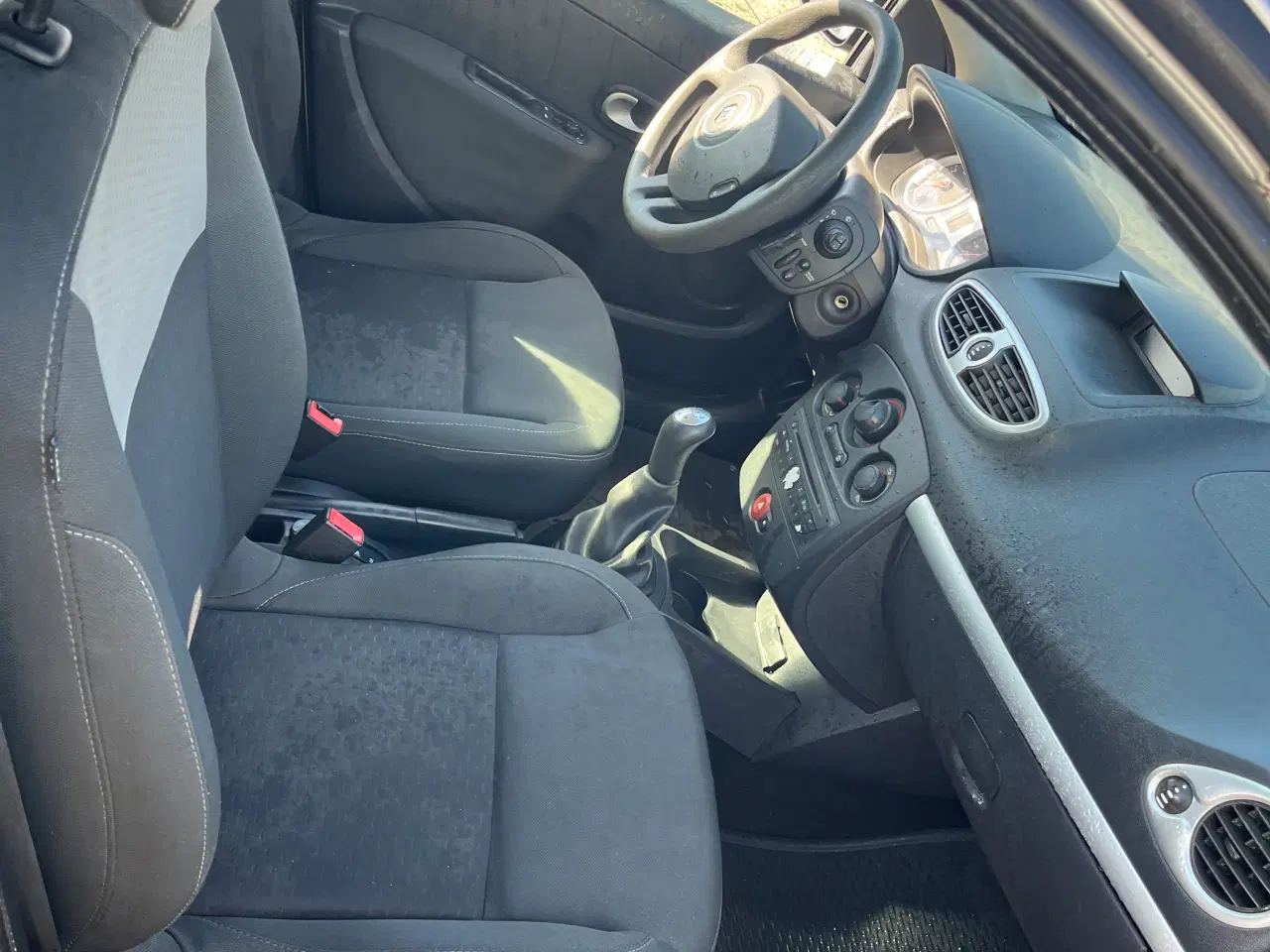 Billede 6 - RENAULT CLIO  ÅRG 10