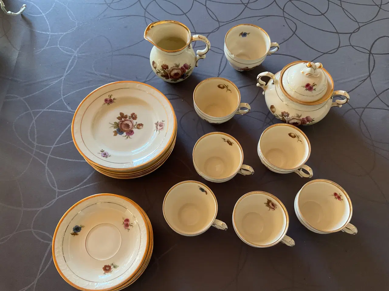 Billede 2 - Rosenborg kaffestel retro