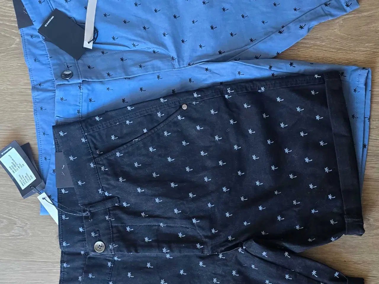 Billede 3 - Forskellige shorts sælges