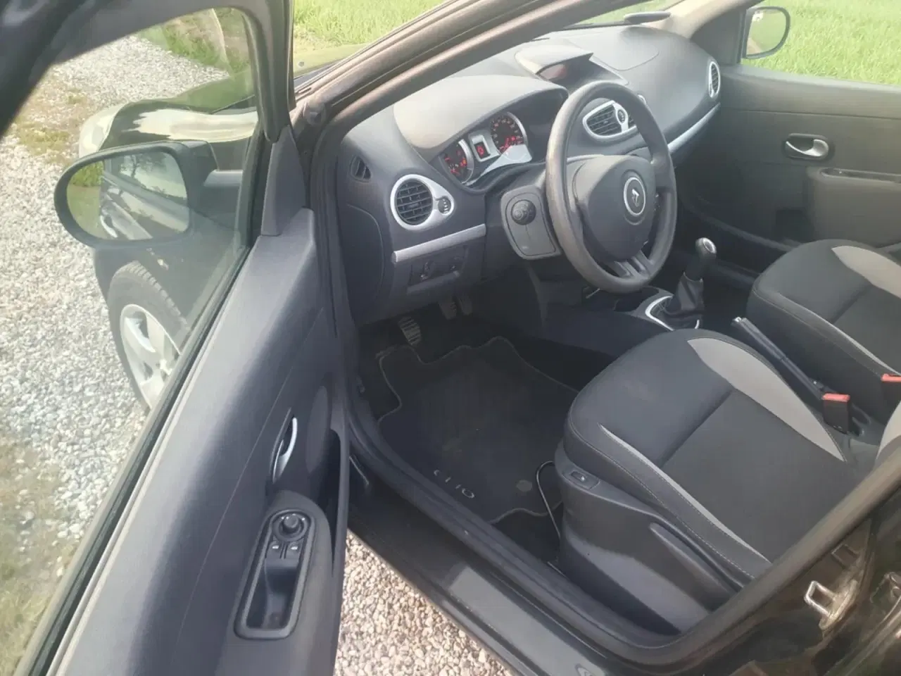 Billede 11 - Renault Clio III 1,5 dCi 75 Avantage Sport Tourer