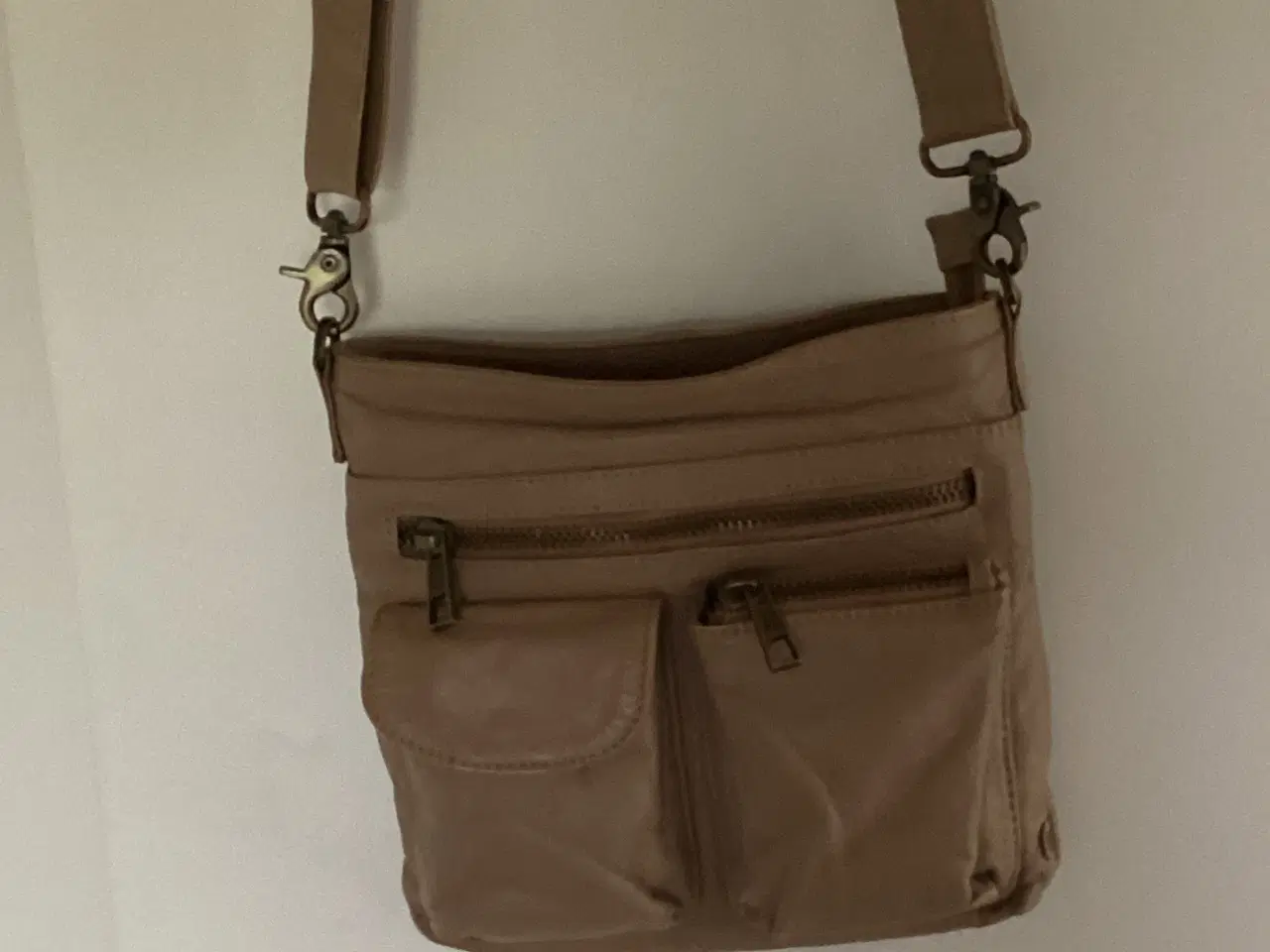 Billede 2 - Depeche taske