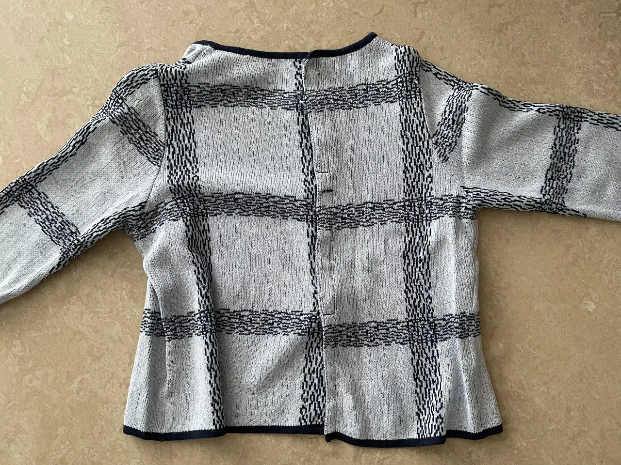 Billede 1 - 20-30 stk. Dametøj til kørestolsbruger