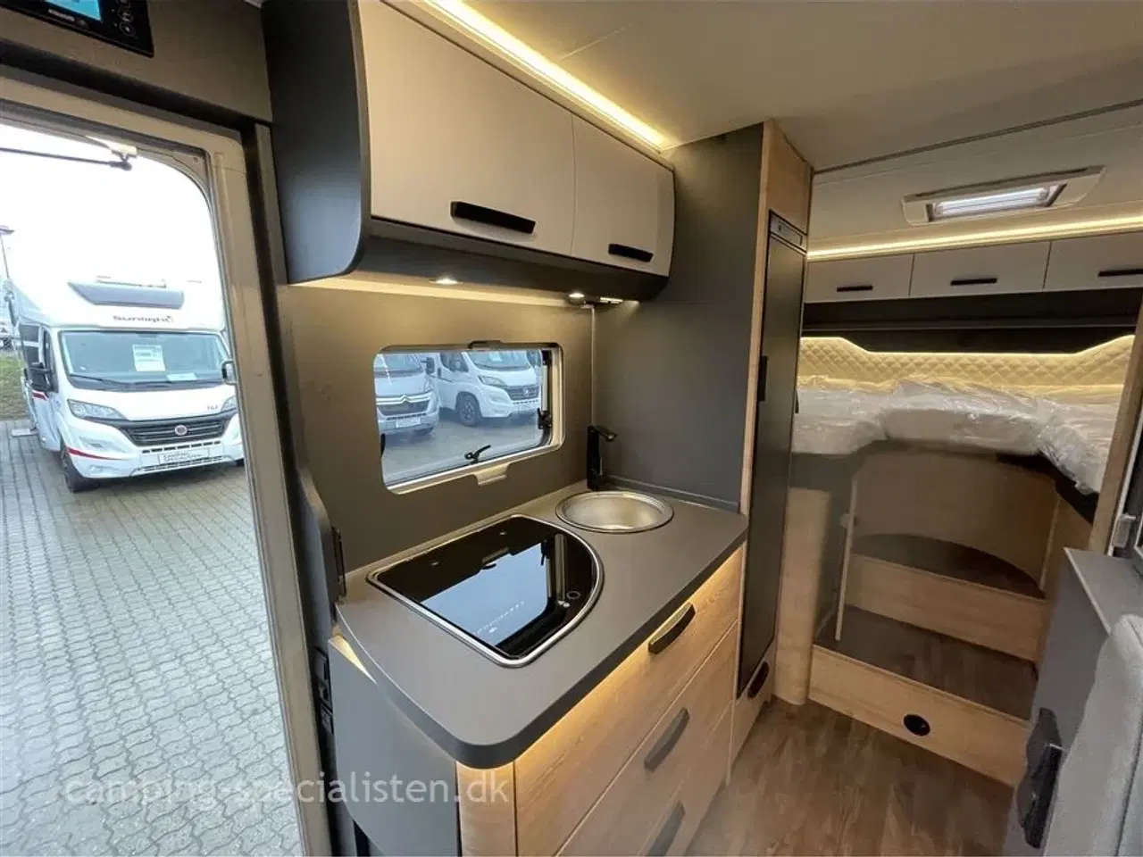 Billede 8 - 2026 - Knaus L!VE TI 650 MEG Platinium Selection   Knaus L!VE Ti 650 MEG Platinum Selection 2026 - Camping-Specialisten.dk