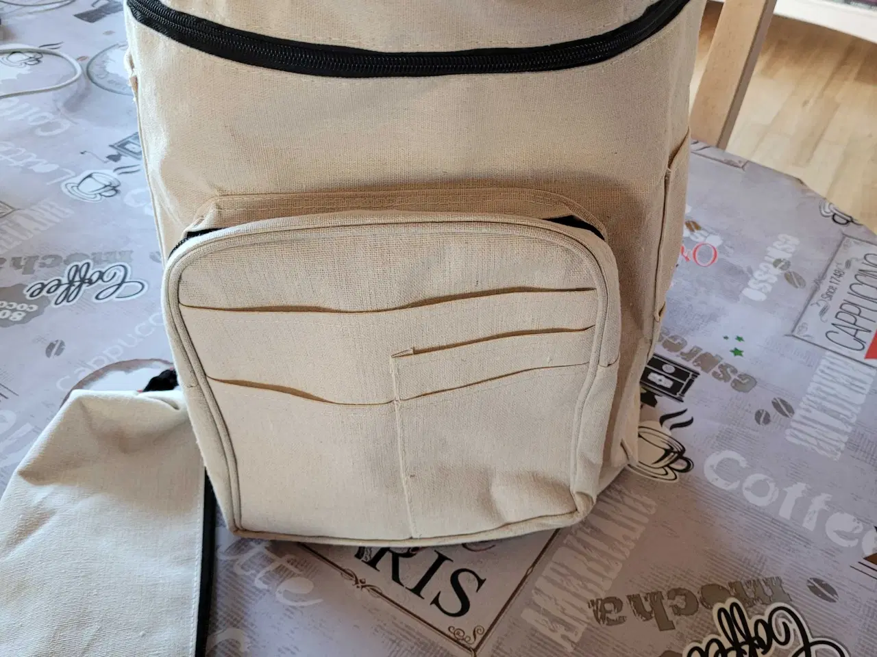 Billede 1 - Hobbii strikke taske