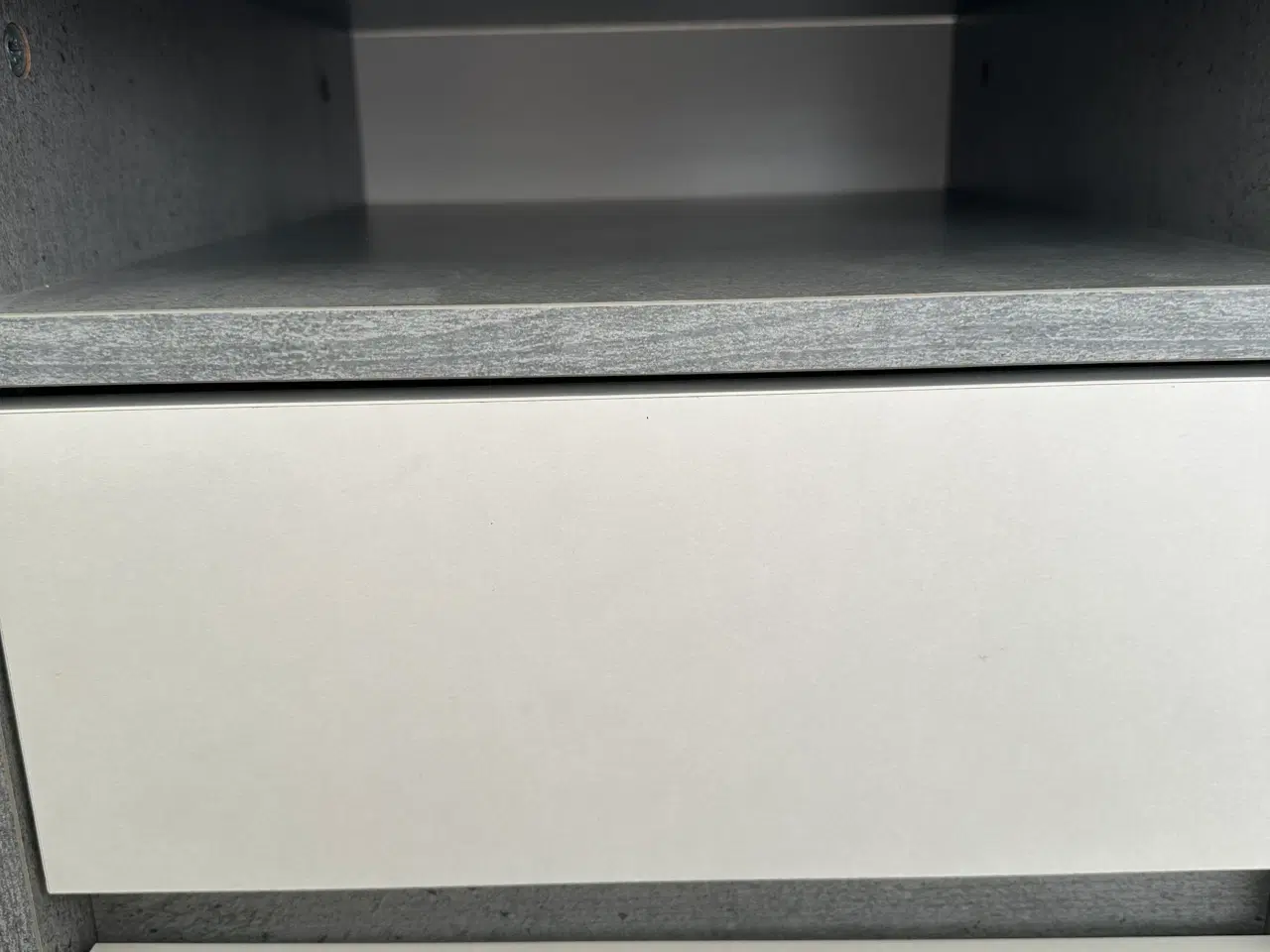Billede 2 - Skrivebord til salg 