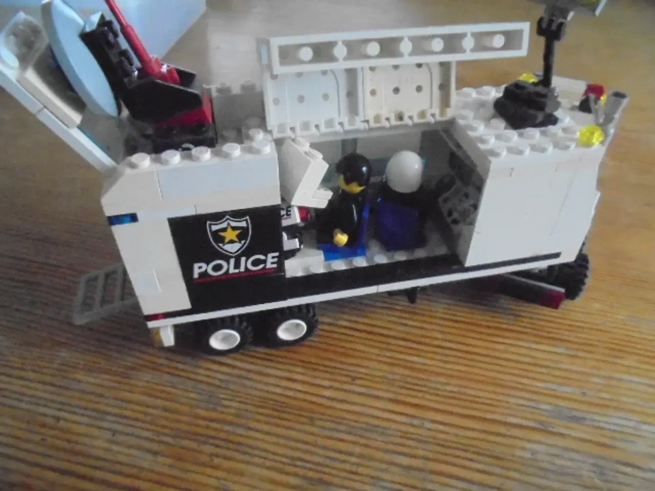 Billede 4 - LEGO 6348 – Surveillance Squad   