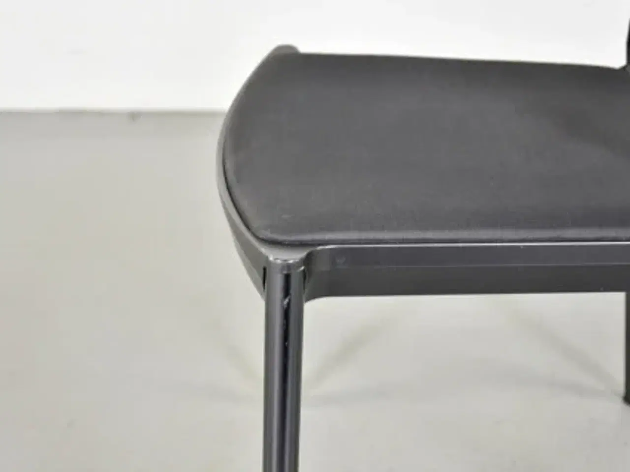 Billede 10 - Fritz hansen konferencestol med sort sæde og sort stel