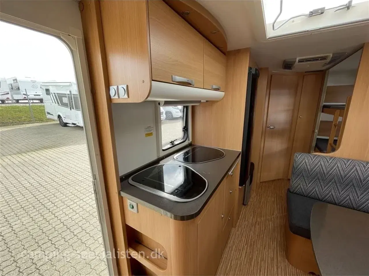 Billede 8 - 2011 - Adria Adora 563 PT   Pæn og velholdt køjevogn - Adria Adora 563 PT fra 2011 - Kan nu opleves hos Camping-Specialisten i Silkeborg