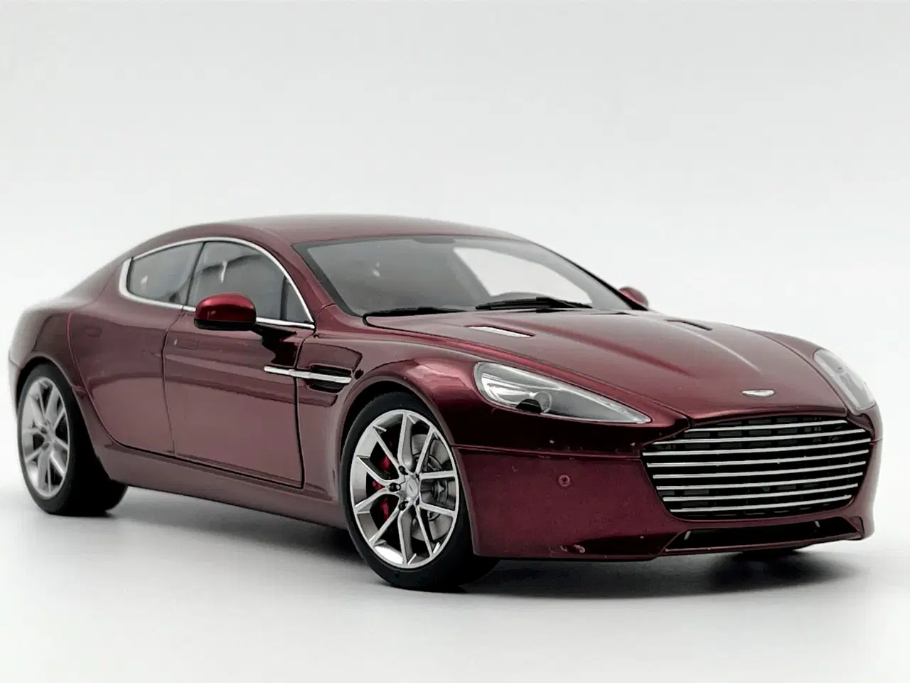 Billede 3 - 2015 Aston Martin Rapide S - AUTOart - 1:18