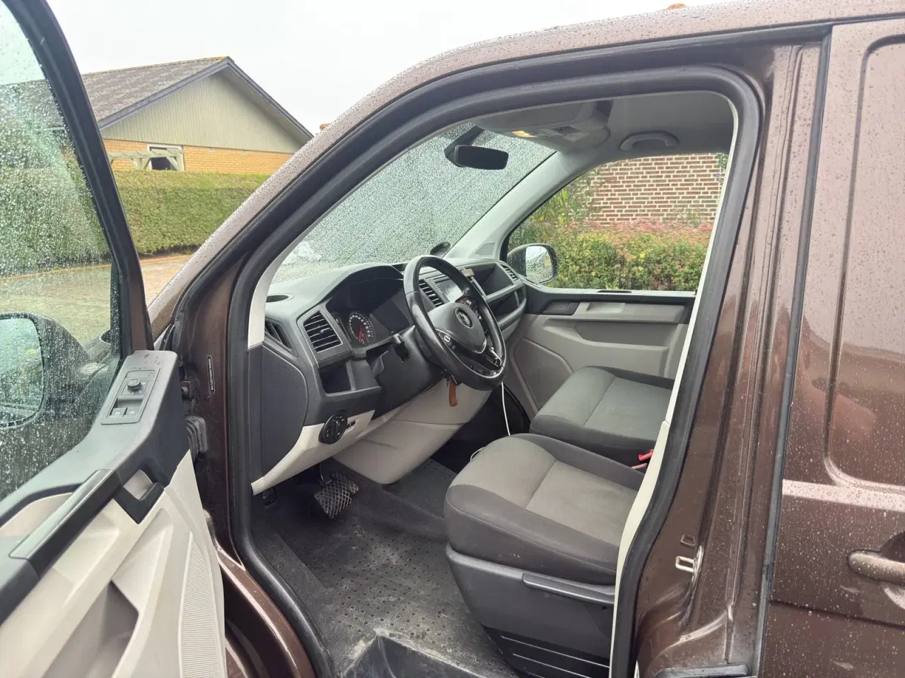 Billede 9 - VW Transporter 2,0 TDi 199 Kassevogn DSG 4Motion kort