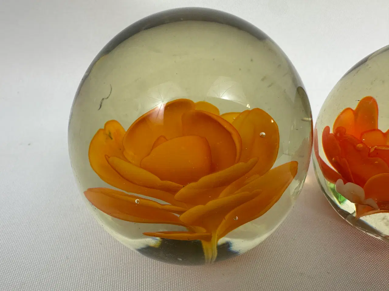 Billede 3 - 2 stk. ældre brevpressere / glaskunst 