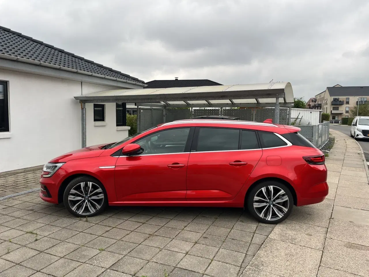 Billede 8 - Renault Megane IV 1,6 E-Tech Intens Sport Tourer