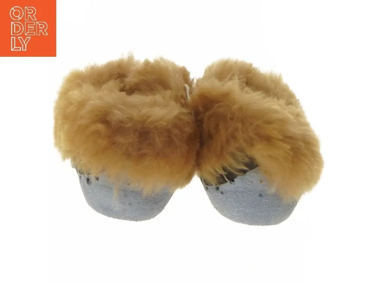 Billede 3 - Børnesutsko med pels (str. 27 )