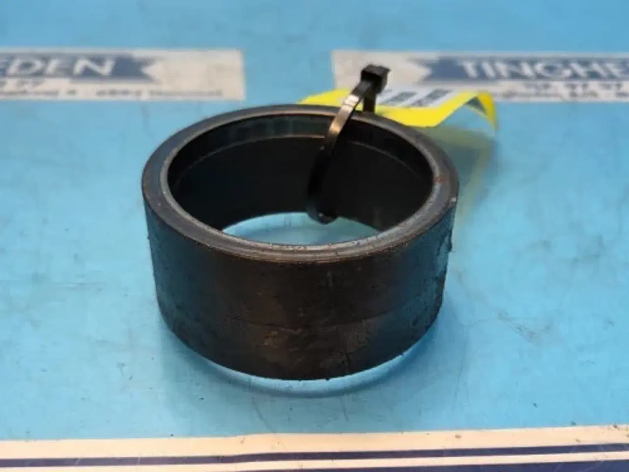 Billede 2 - Case 8010 Afstandsstykke 87280590