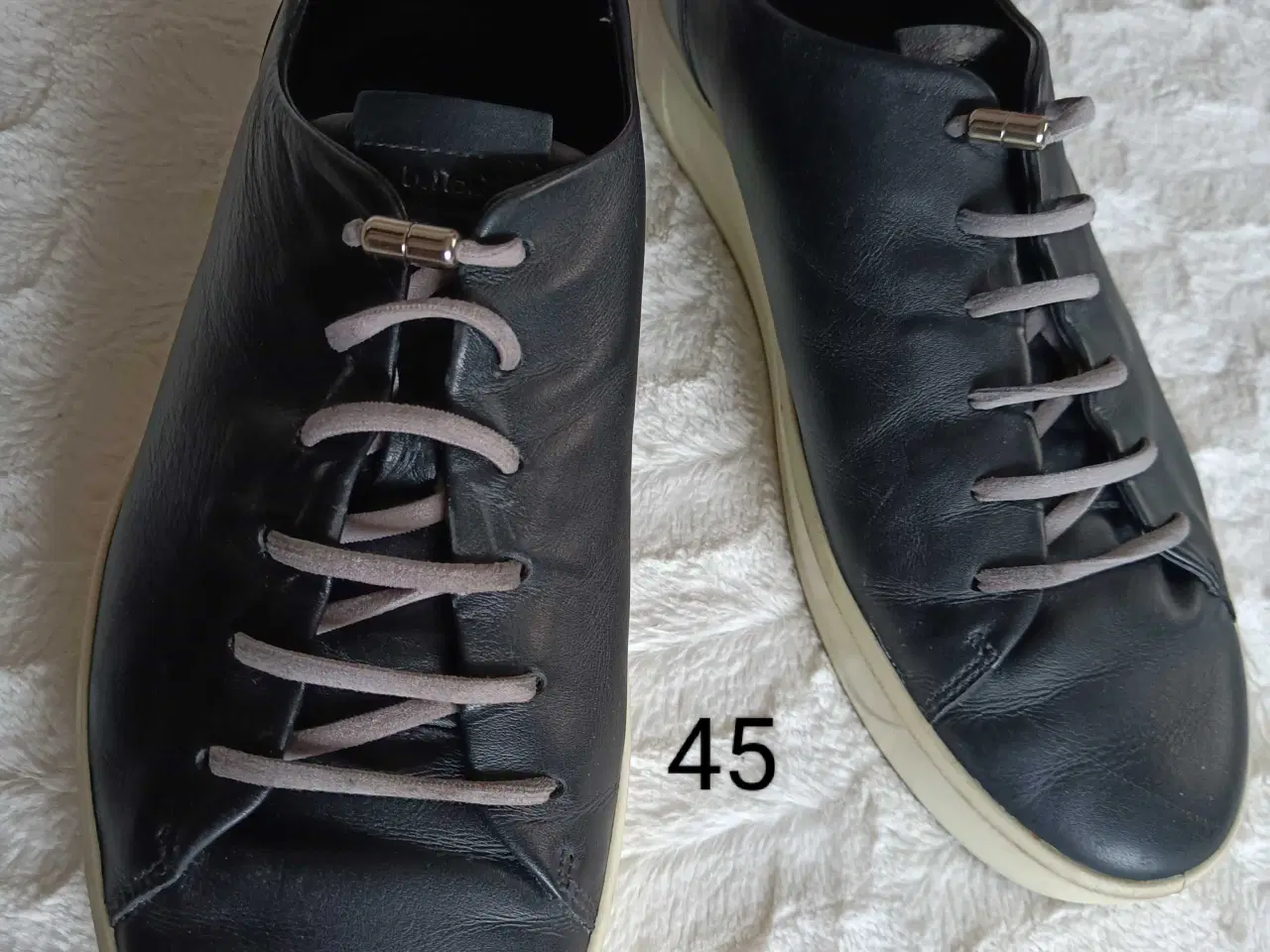 Billede 1 - Ecco sort læder sko 45str 