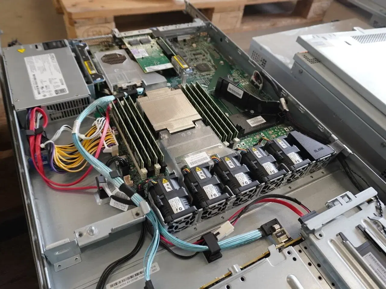 Billede 11 - 4 stk. Servere HP / FUJITSU (Forsendelse ikke muligt)