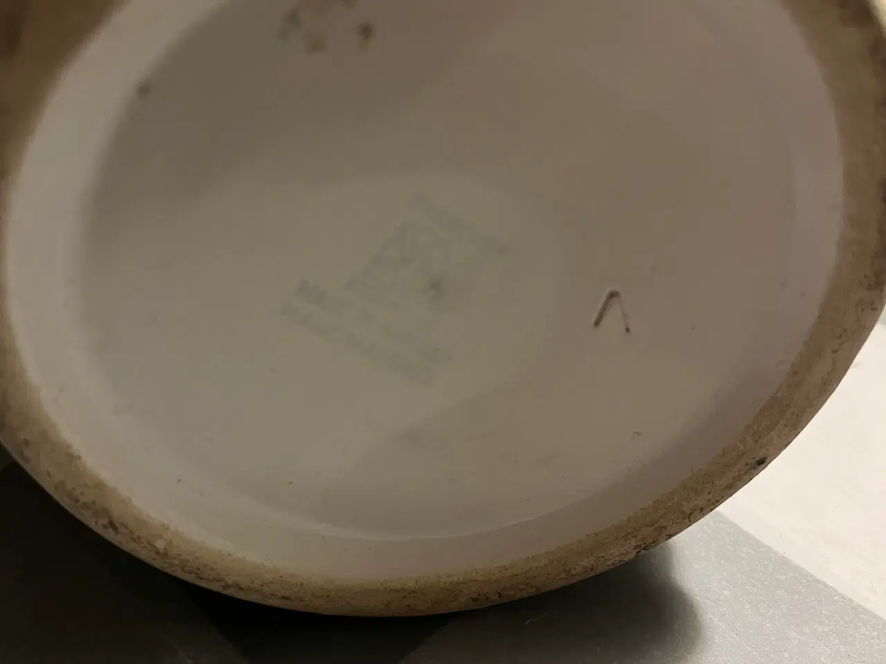 Billede 4 - Gammel krus med låg