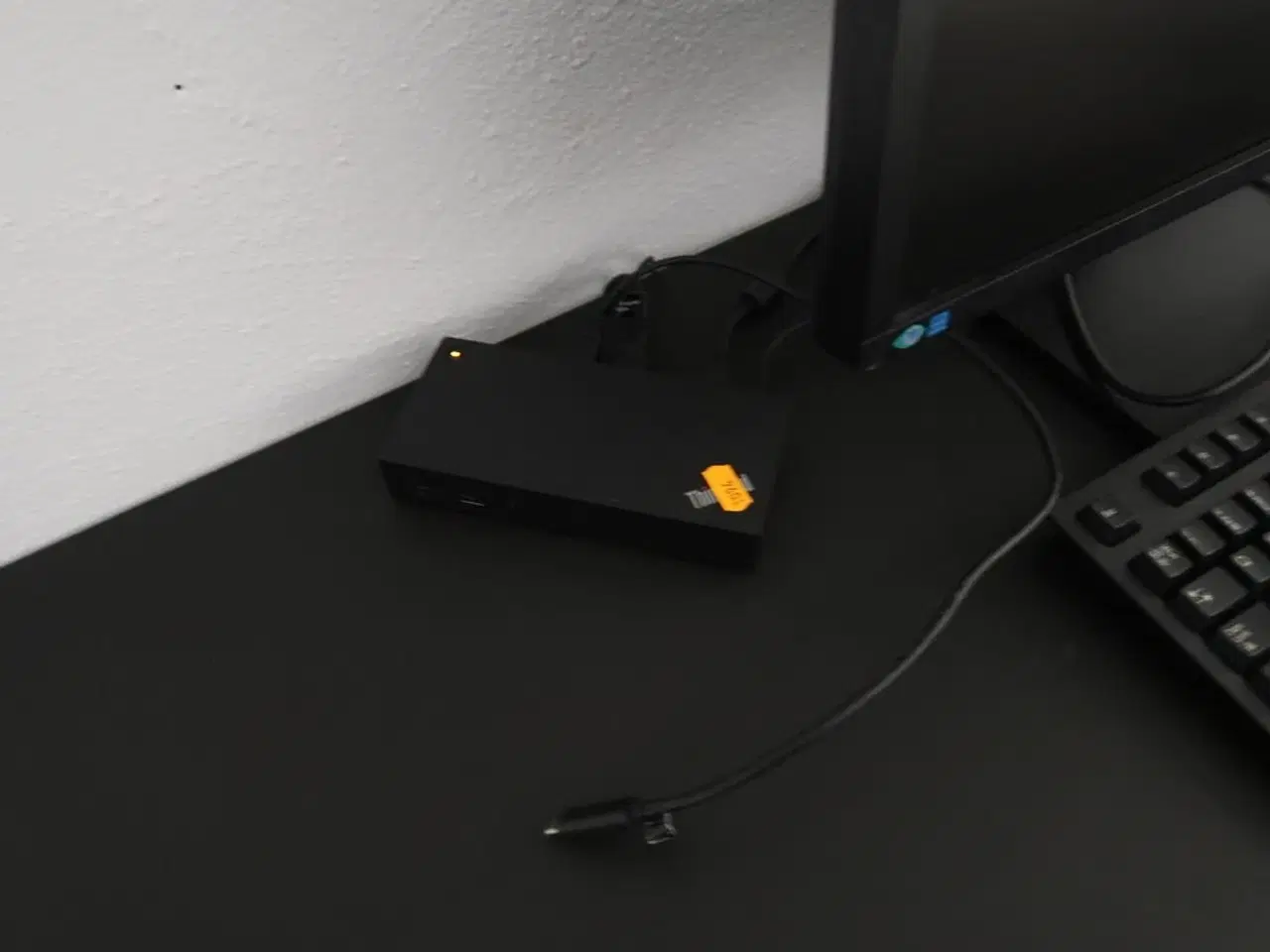 Billede 2 - Computerskærm SAMSUNG S24E450, dockingstation LENOVO Thinkpad, tastatur, mus