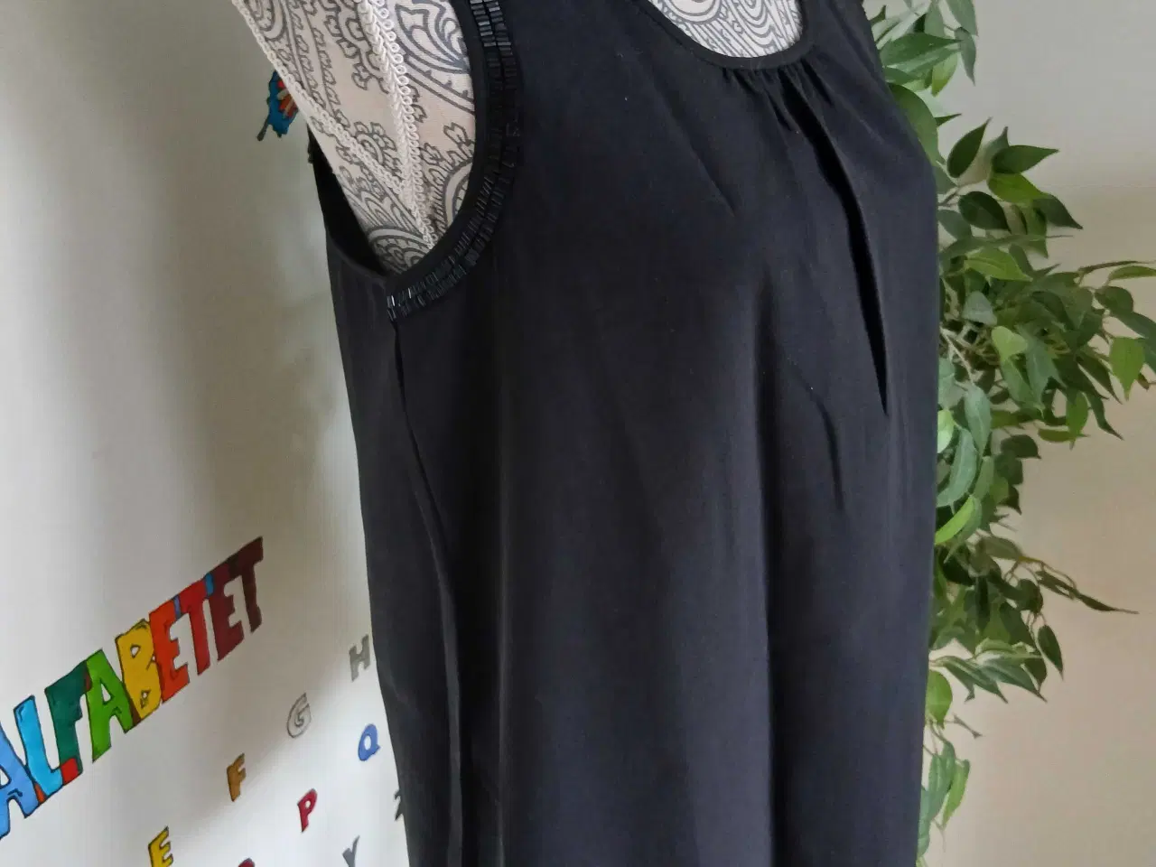 Billede 4 - Top. Vero Moda. Small/36