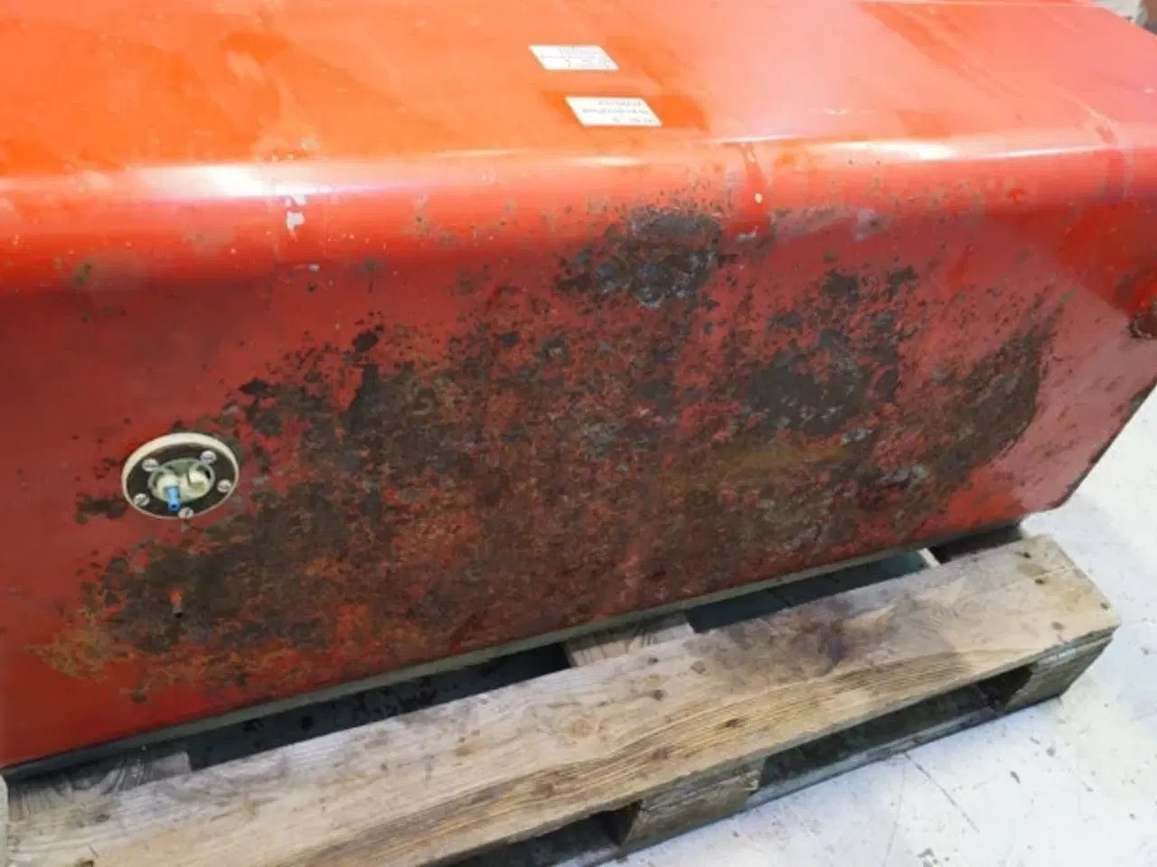 Billede 6 - Massey Ferguson 40 Brændstoftank 28780162