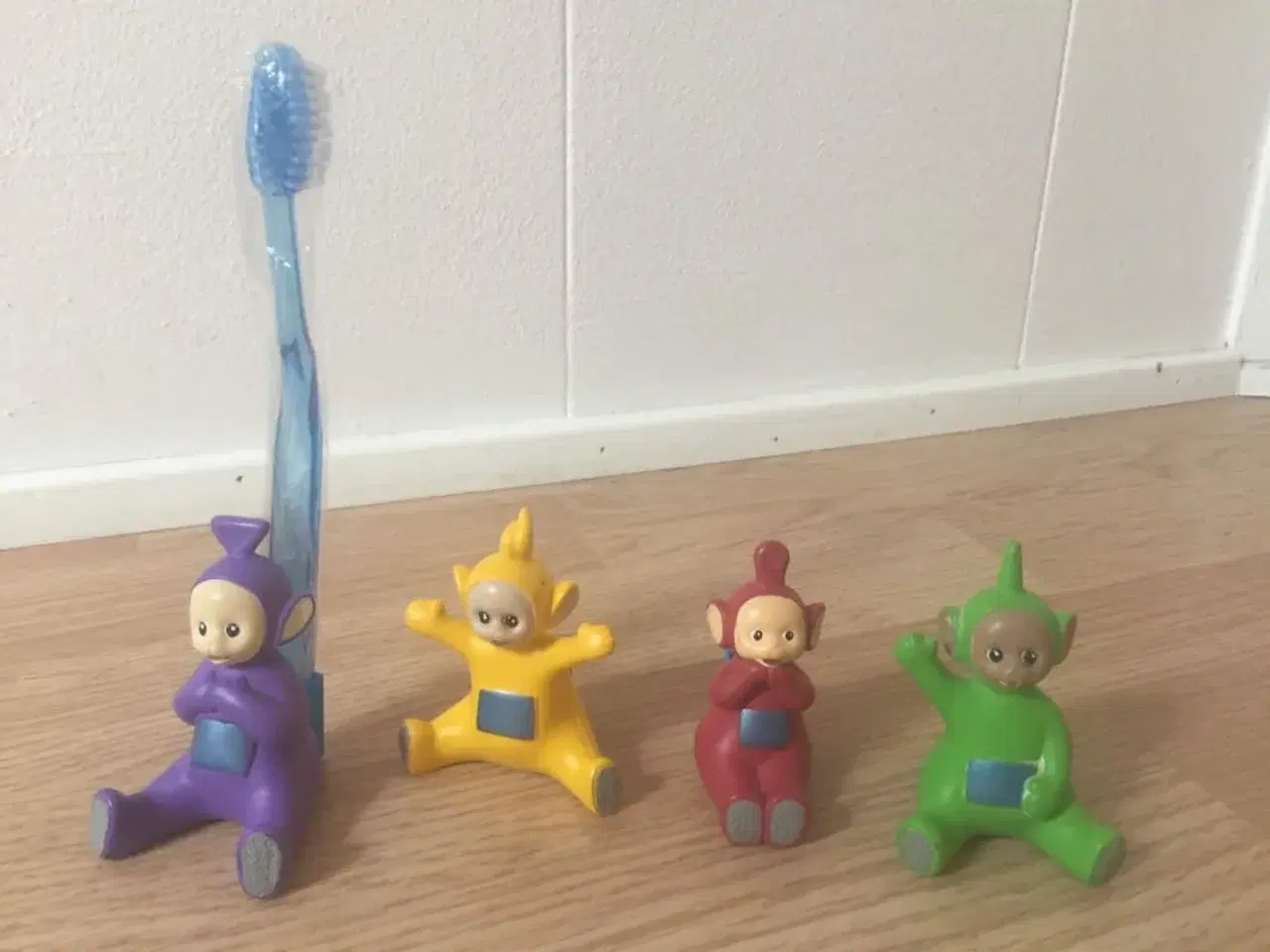 Billede 1 - Retro Teletubbies Tandbørsteholder Figur