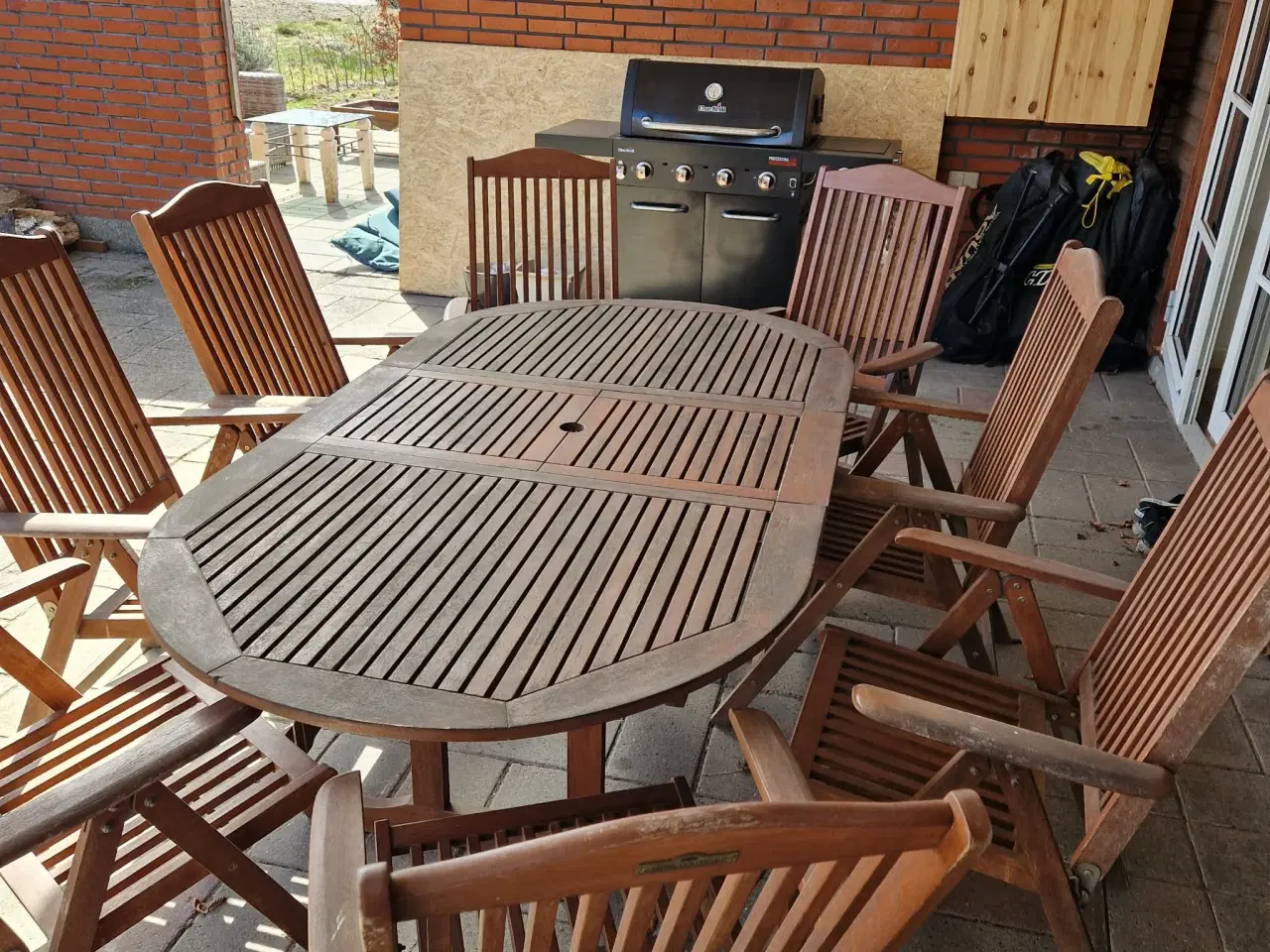 Billede 2 - Havebord og 8 positionsstole