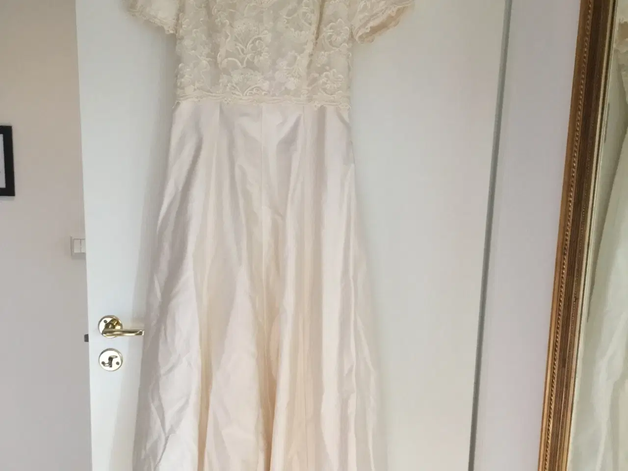 Billede 1 - Brudekjole