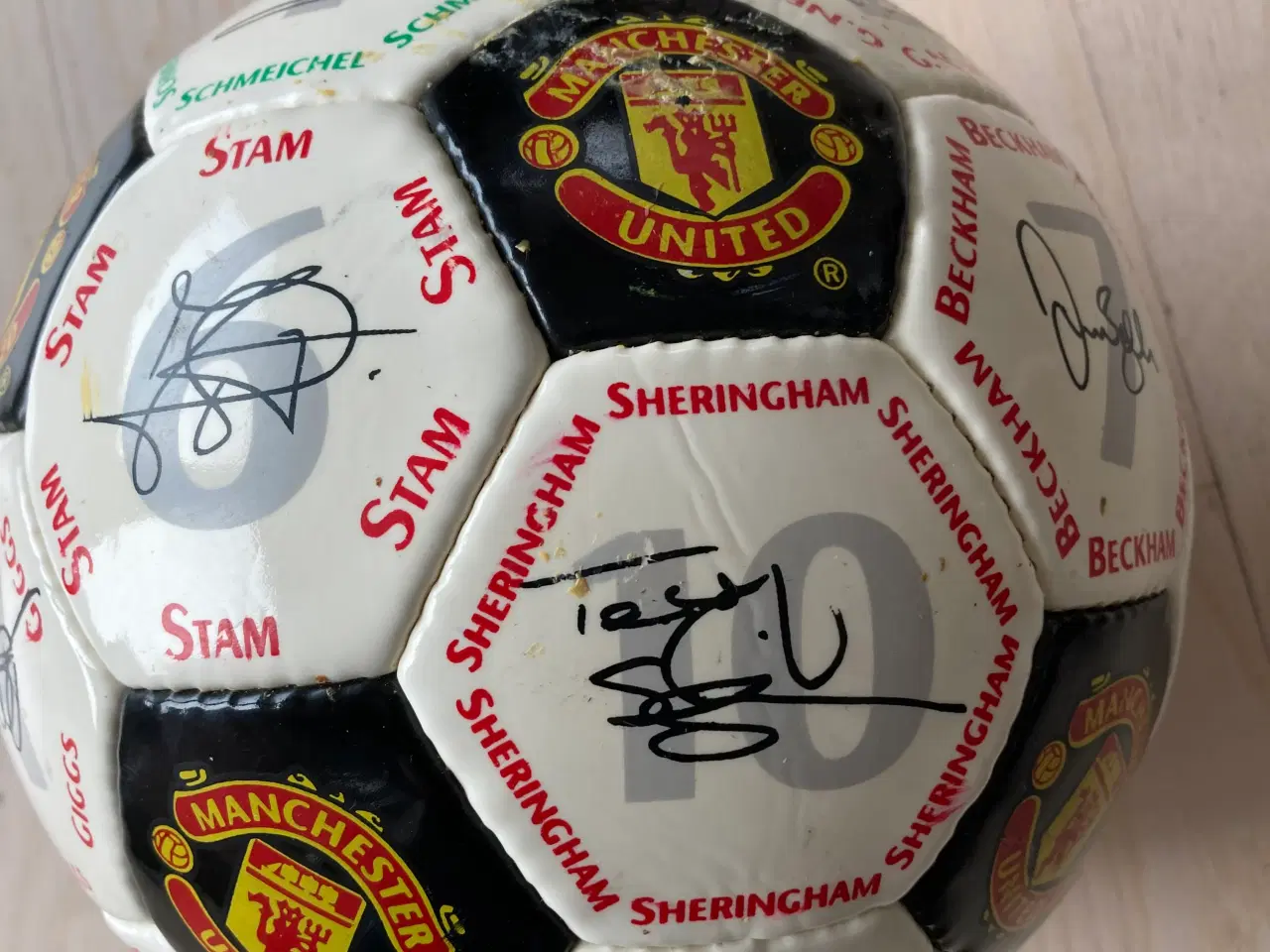 Billede 2 - Manchester United fodbold 1998-1999 med autografer