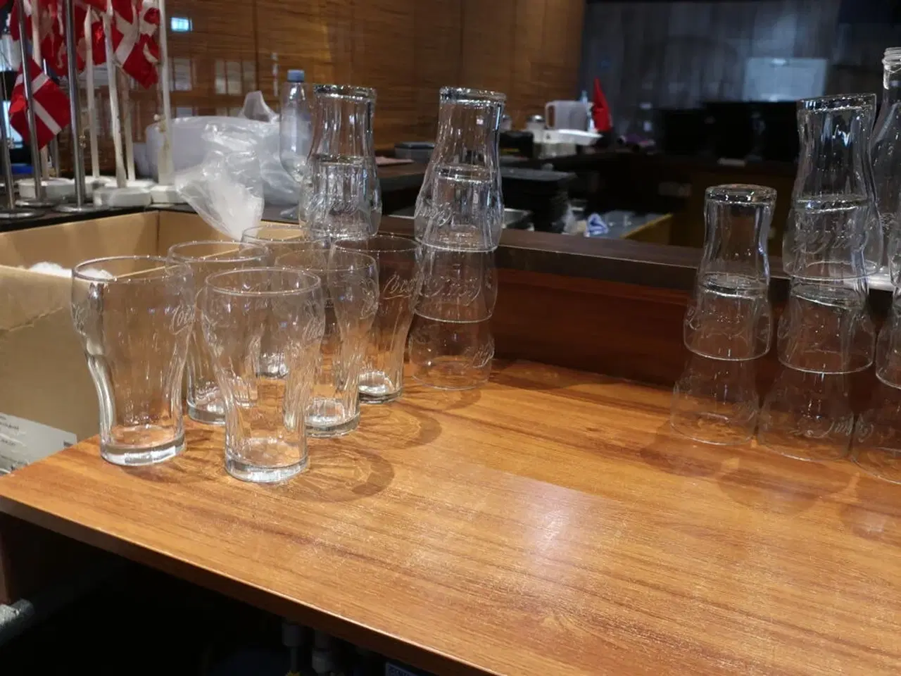 Billede 3 - Glas fra baren