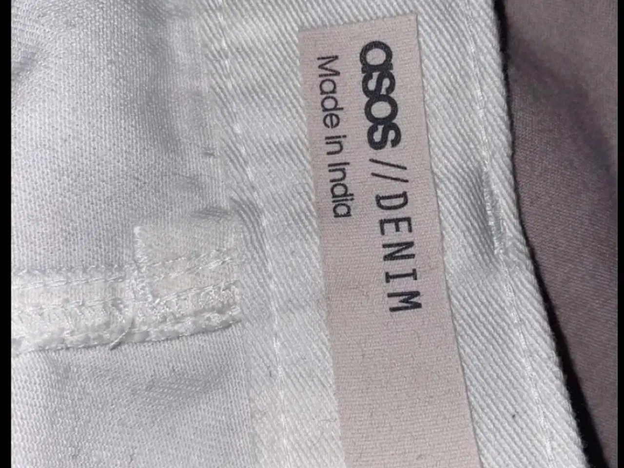 Billede 5 - Hvide jeans i str S