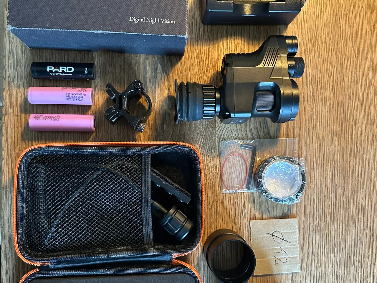 Billede 1 - Pard 007, inkl adaptor og ir-lygte