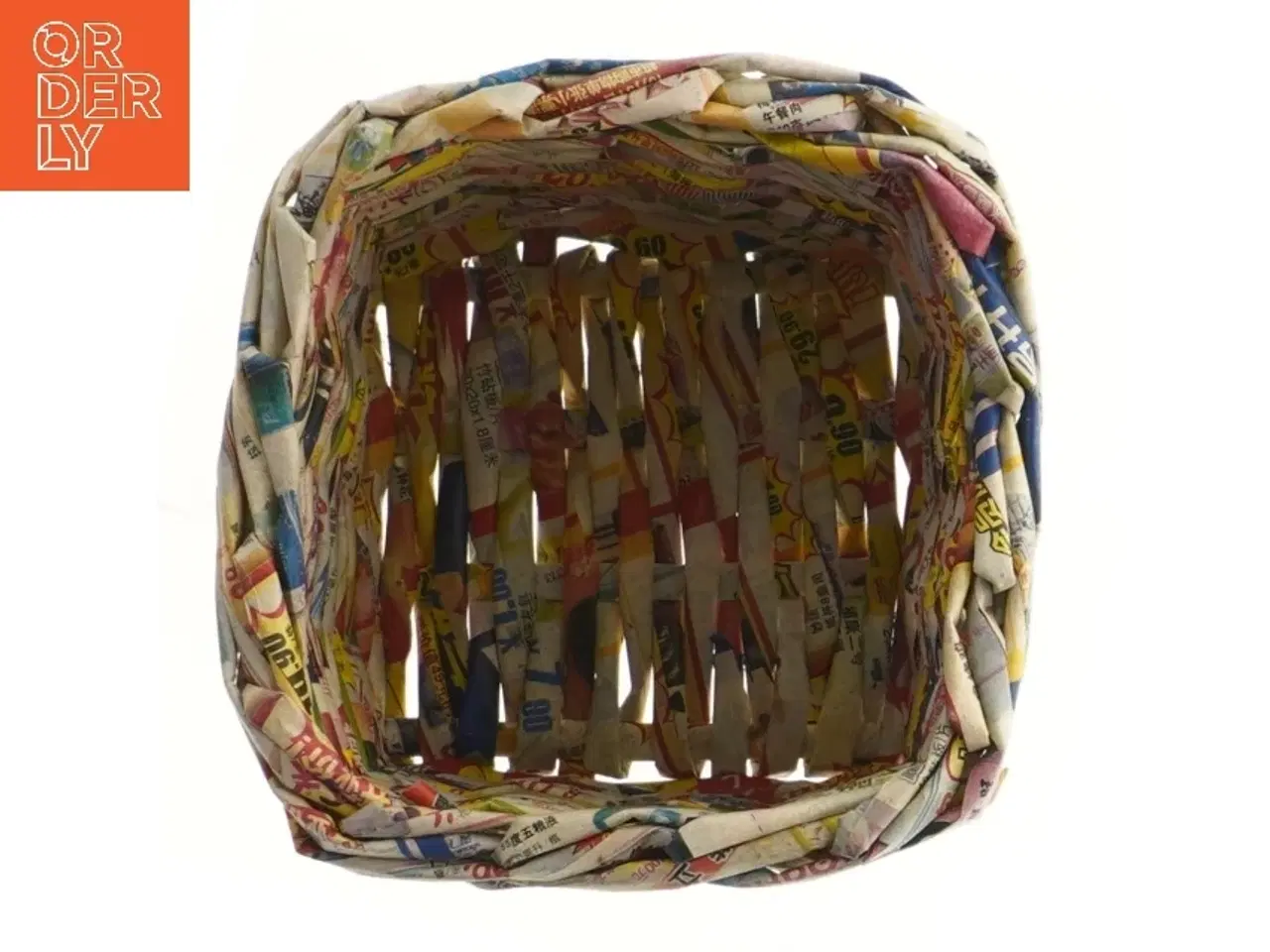 Billede 3 - Kurv af sammenrullet papir (str. 13x16 cm)