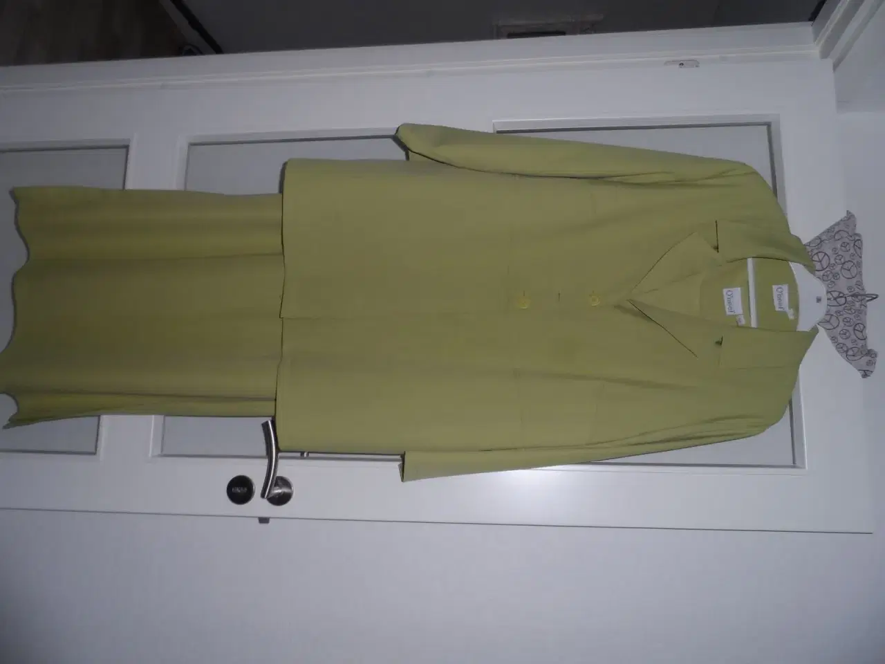 Billede 1 - Limefarvet lang kjole med blazer