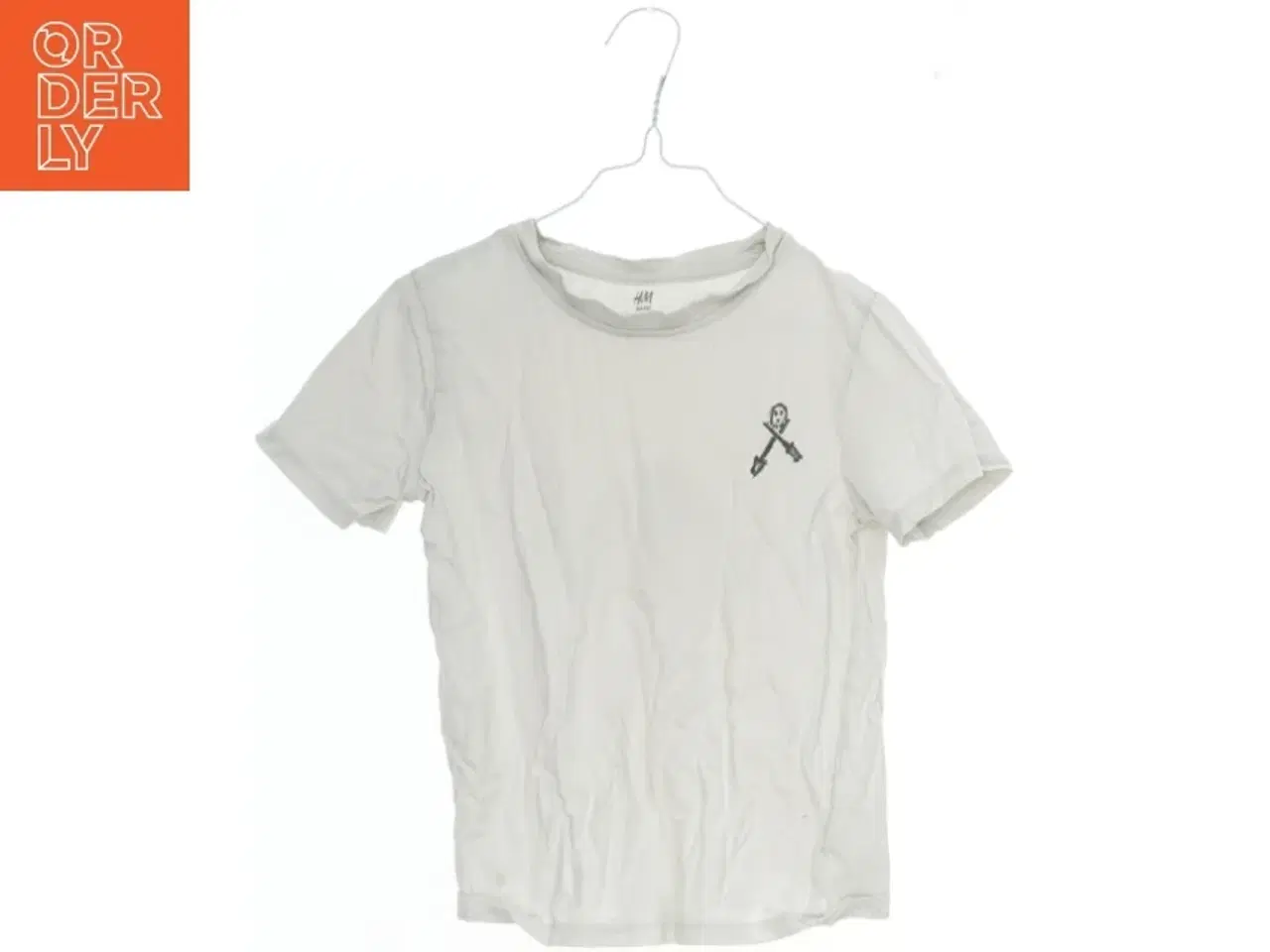 Billede 1 - T-shirt med skeletmotiv fra H&M (str. 122)