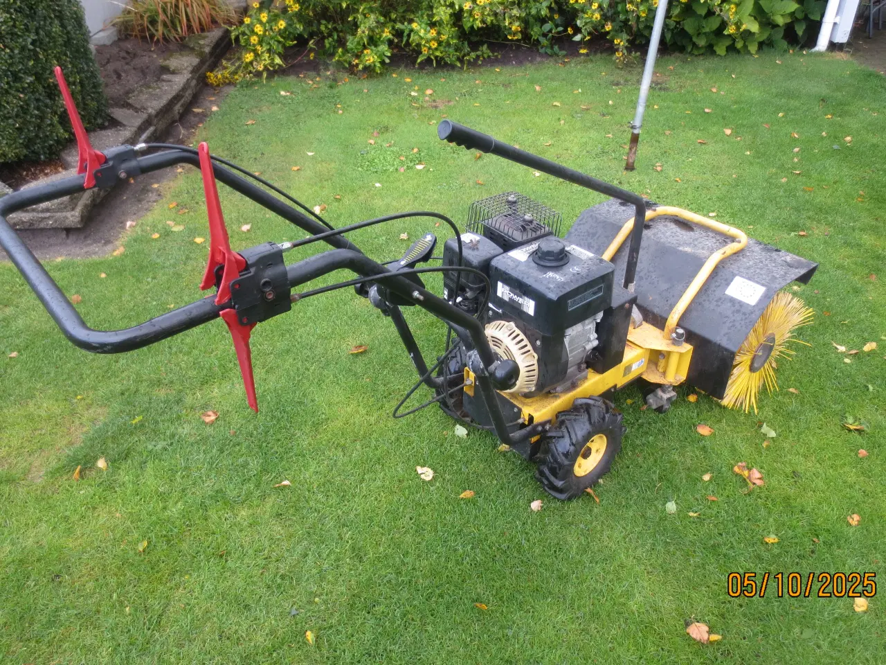Billede 2 - 1 stk Handy Sweep TG 500 Fejemaskine 