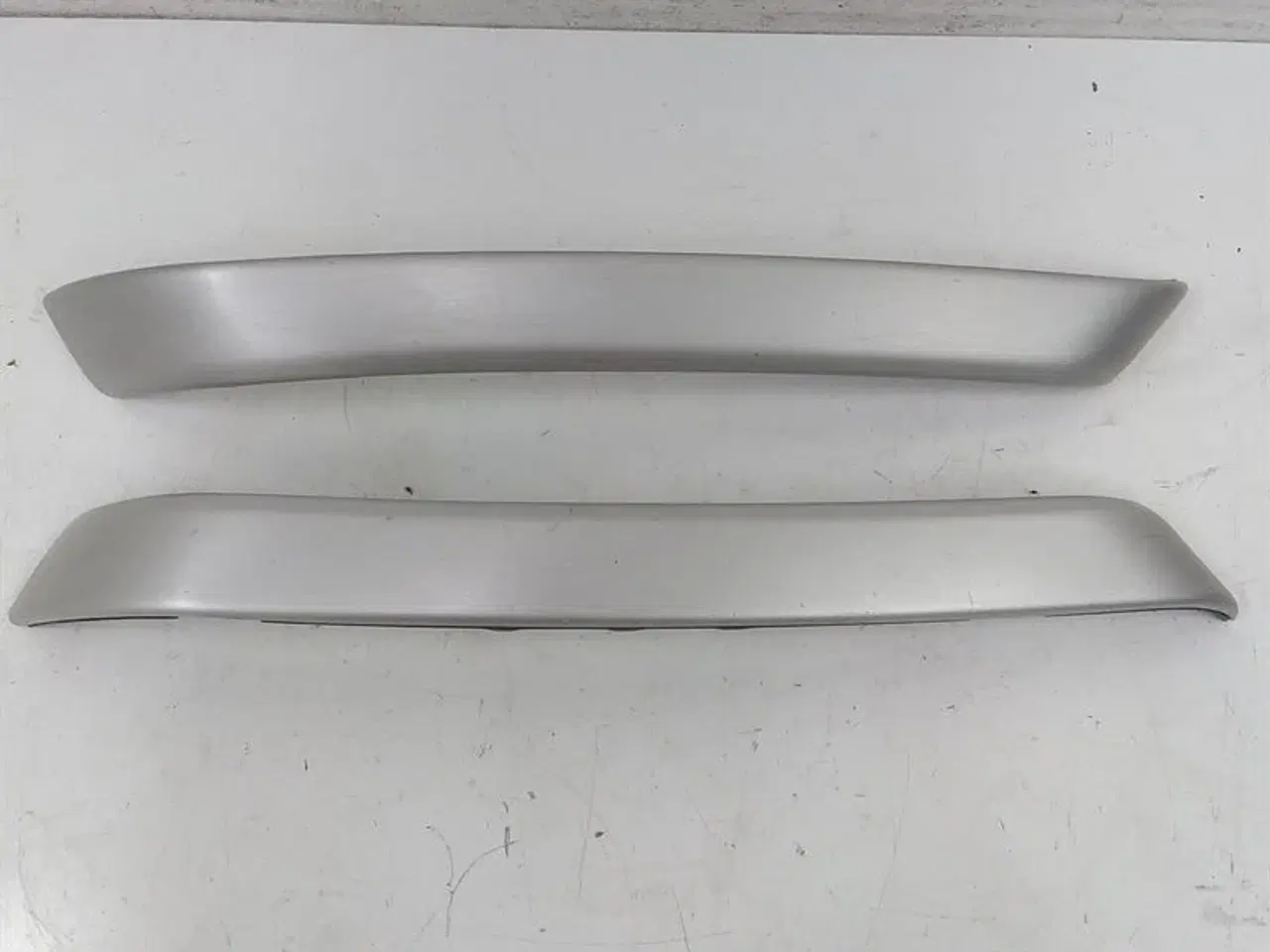 Billede 10 - Interørliste sæt "Brushed aluminium" til døre/midterkonsol og instrumentbord A60565 BMW E90 E91