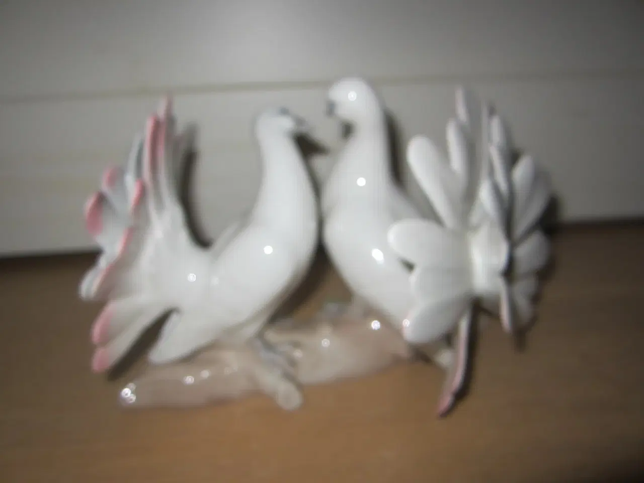 Billede 4 - Rigtig flot Tysk due figur fra 60erne