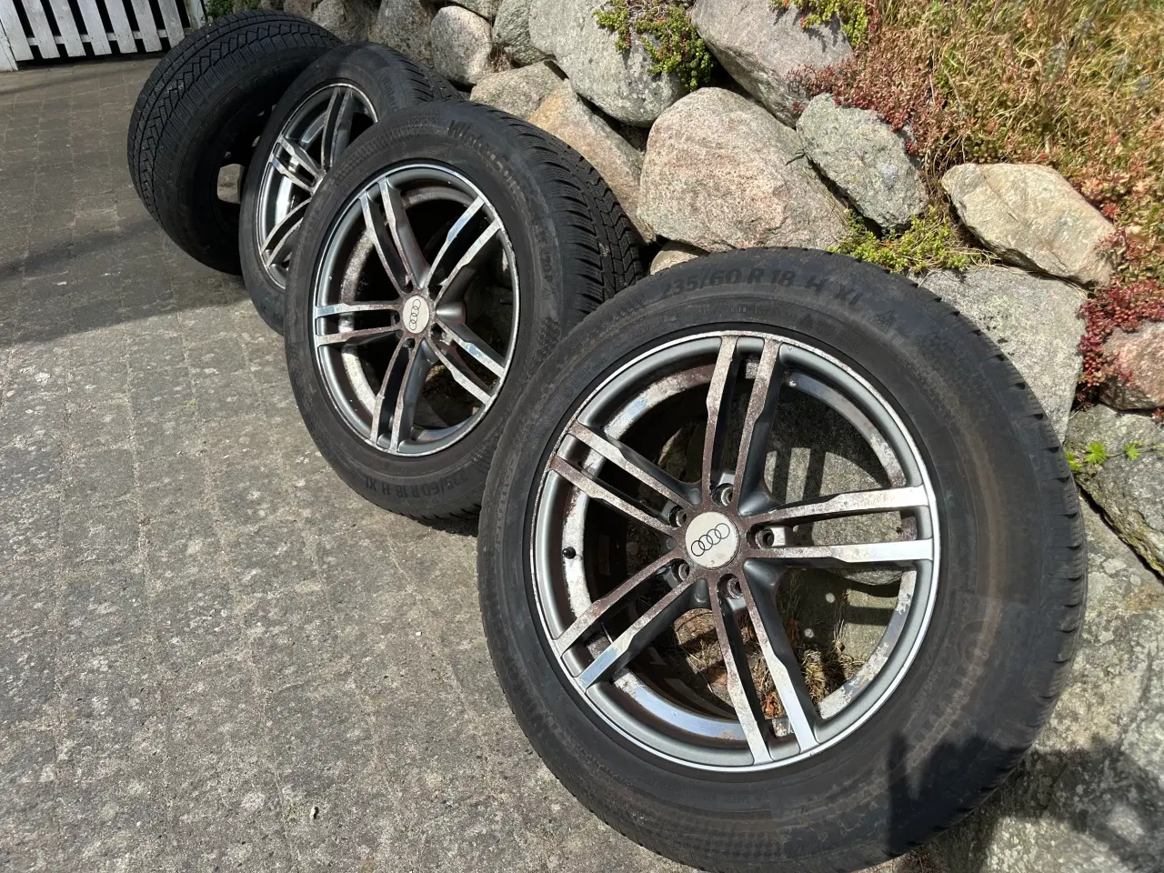 Billede 1 - Audi fælge med dæk