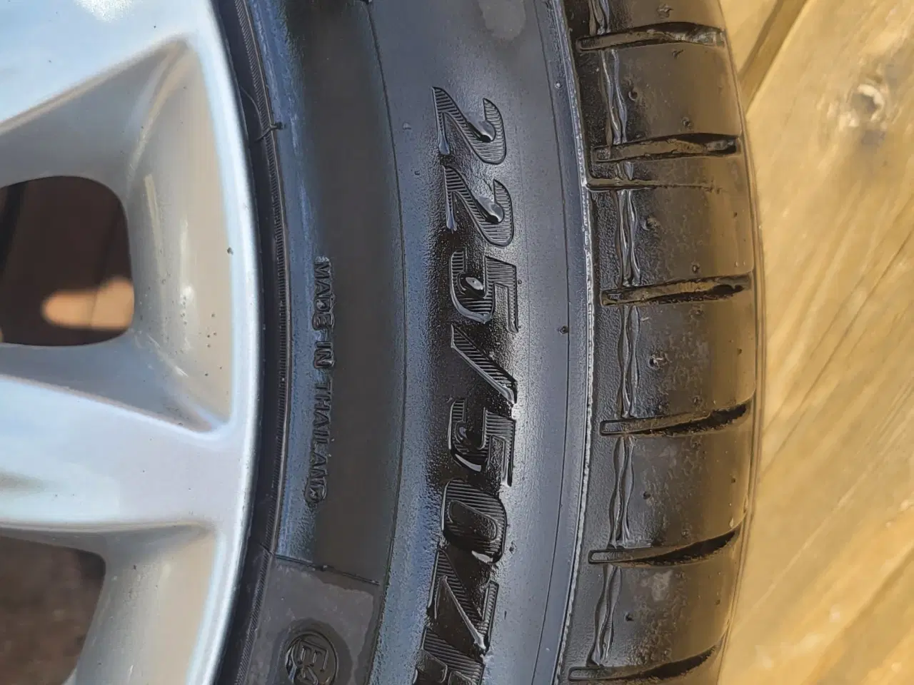 Billede 6 -  17" Ford alufælge med HELT NYE sommerdæk